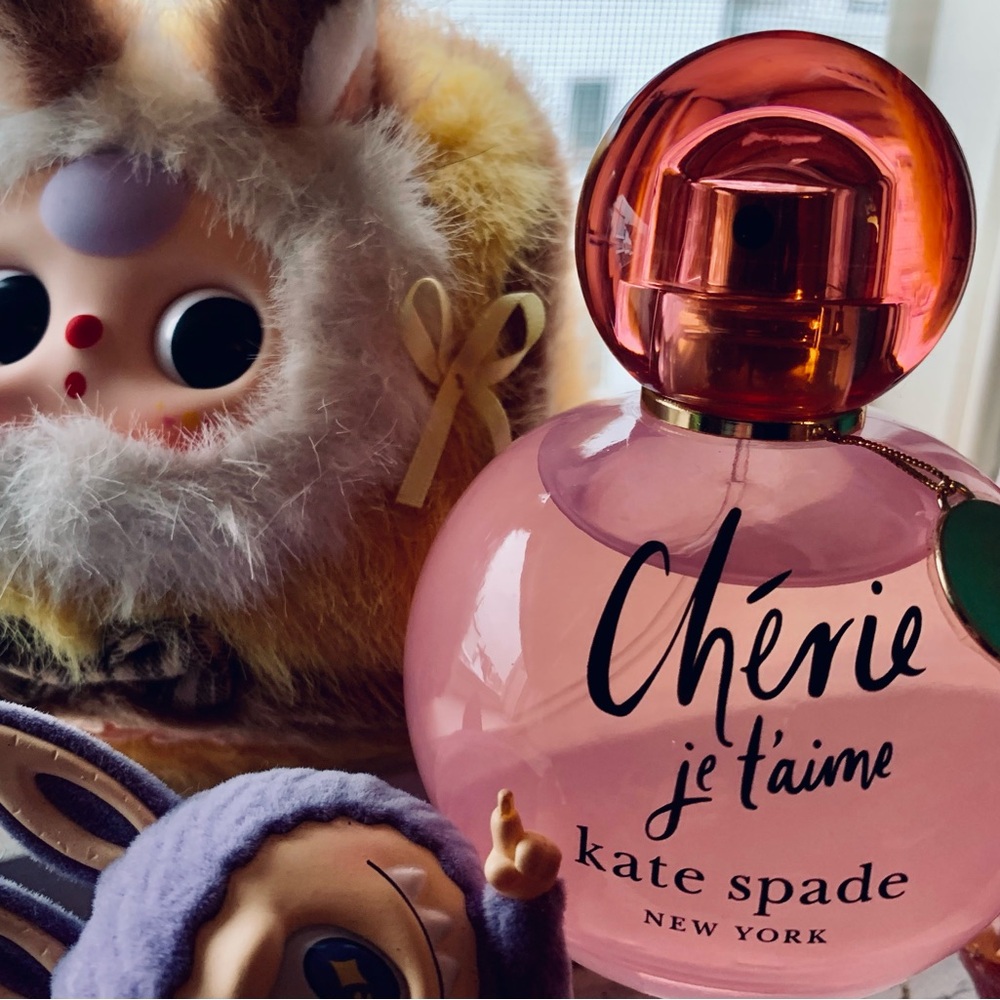 Kate Spade “Chérie Je T'aime”  3.3 fl oz  Eau de Parfum NEVER USED!!!!